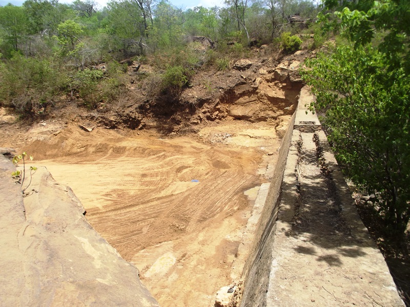 Prefeitura de São João da Varjota-PI Recupera Barragem na Região Quilombola de Paquetá e Potes