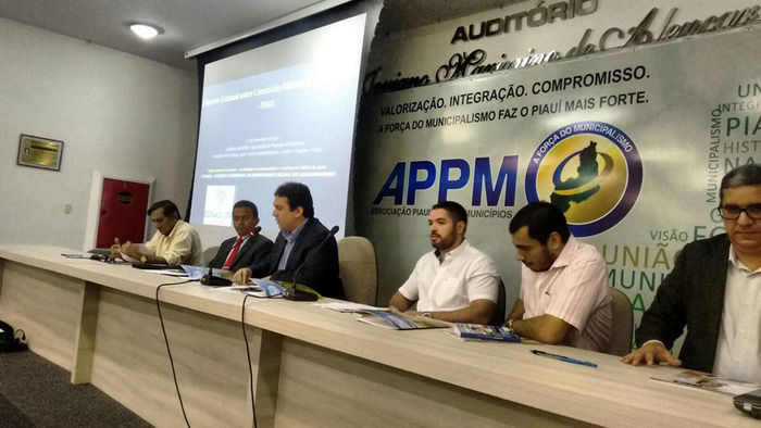 Lukano Sá participa de encontro para discutir a importância dos consórcios multifinalitários - Imagem 8