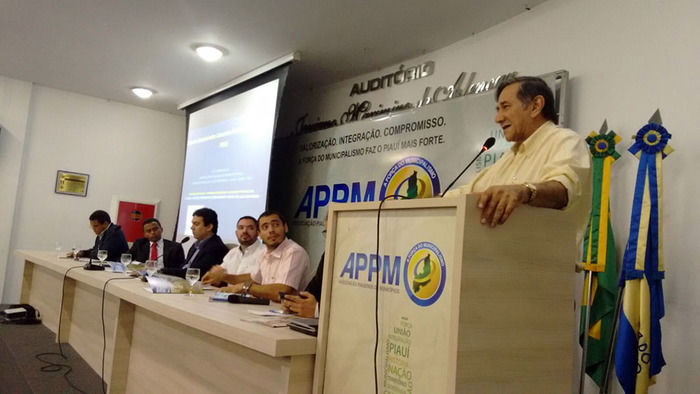 Lukano Sá participa de encontro para discutir a importância dos consórcios multifinalitários - Imagem 10