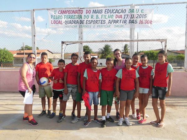 Crianças emocionam público ao darem show no festival de leitura em Santo Inácio - Imagem 3