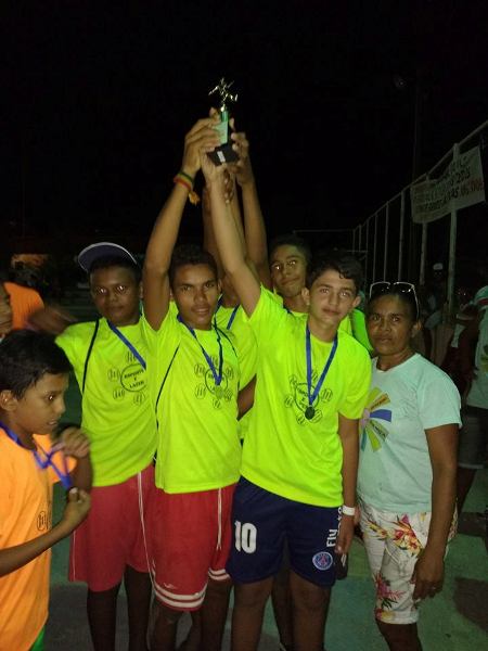 Crianças emocionam público ao darem show no festival de leitura em Santo Inácio - Imagem 7