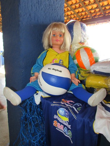 Secretaria Municipal de Assistência Social Entrega Material Esportivo Para Alunos do SCVF - Imagem 1