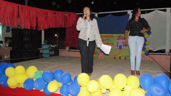 Crianças emocionam público ao darem show no festival de leitura em Santo Inácio - Imagem 22