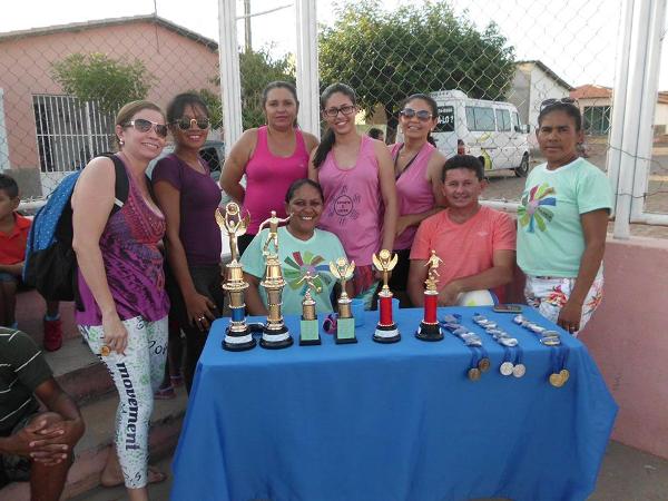 Crianças emocionam público ao darem show no festival de leitura em Santo Inácio - Imagem 16