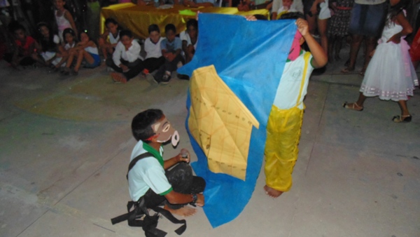 Crianças emocionam público ao darem show no festival de leitura em Santo Inácio - Imagem 63