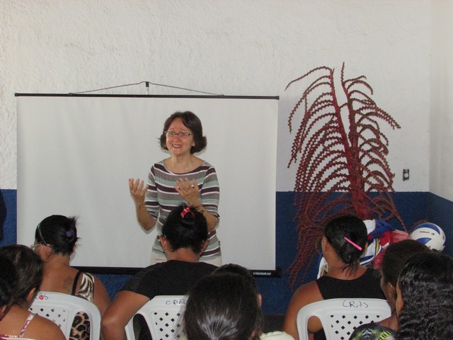 Secretaria Municipal de Assistência Social Entrega Material Esportivo Para Alunos do SCVF - Imagem 10