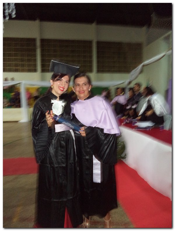 Polo da UAB/UESPI da Cidade de Inhuma-PI outorga o grau a 31 formandos do Curso de Licenciatura em Letras Espanhol - Imagem 54