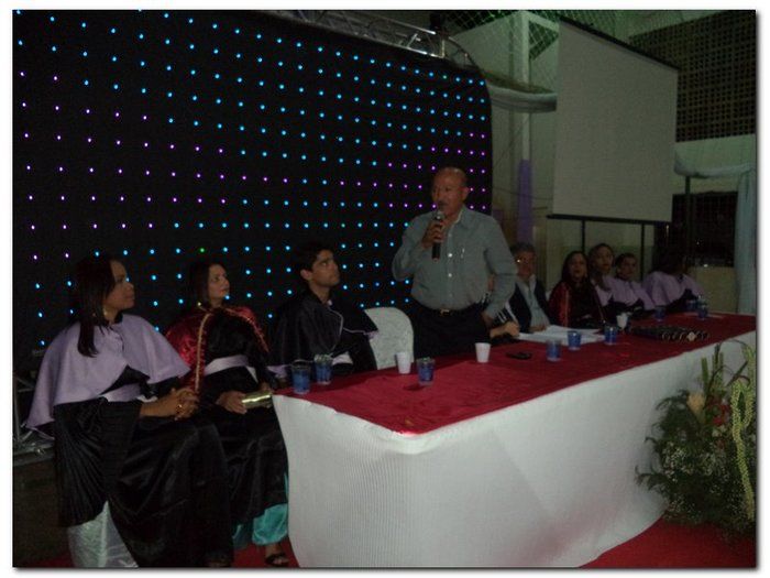 Polo da UAB/UESPI da Cidade de Inhuma-PI outorga o grau a 31 formandos do Curso de Licenciatura em Letras Espanhol - Imagem 59