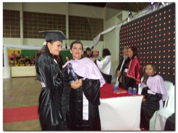 Polo da UAB/UESPI da Cidade de Inhuma-PI outorga o grau a 31 formandos do Curso de Licenciatura em Letras Espanhol - Imagem 41