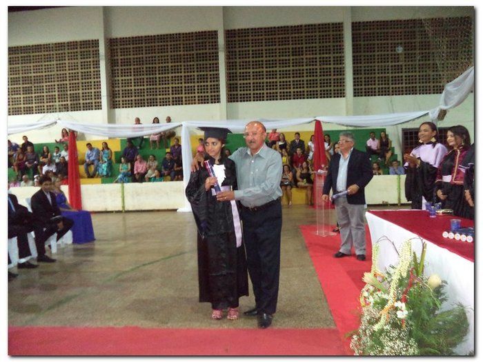 Polo da UAB/UESPI da Cidade de Inhuma-PI outorga o grau a 31 formandos do Curso de Licenciatura em Letras Espanhol - Imagem 44