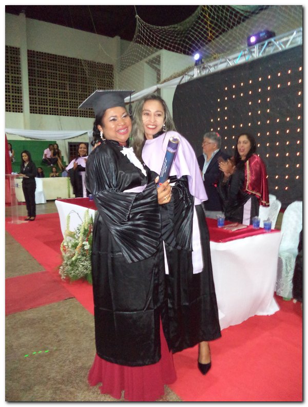 Polo da UAB/UESPI da Cidade de Inhuma-PI outorga o grau a 31 formandos do Curso de Licenciatura em Letras Espanhol - Imagem 53