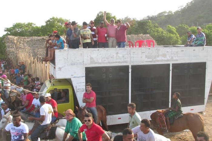 Parque de vaquejada 5 irmãos leva quase 3 mil pessoas em Curralinhos - Imagem 44