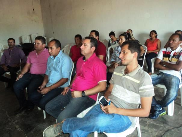 Gestores de Santo Inácio prestam contas à população referente ao primeiro semestre de 2015 - Imagem 2