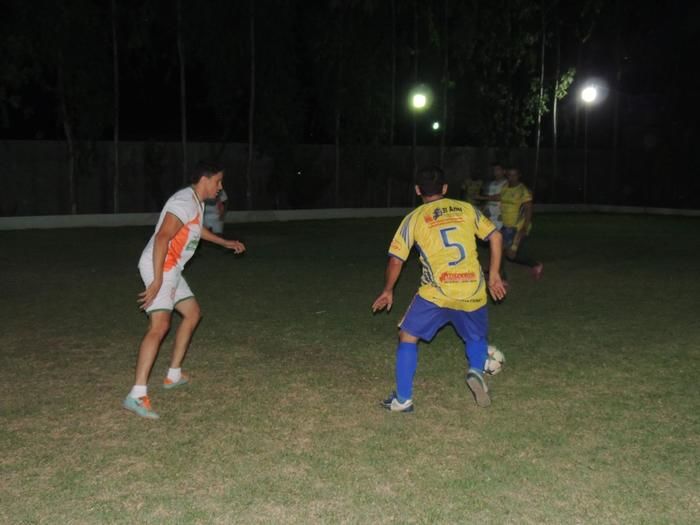 Prefeito Jonas Moura promove partida de futebol com policia militar - Imagem 4