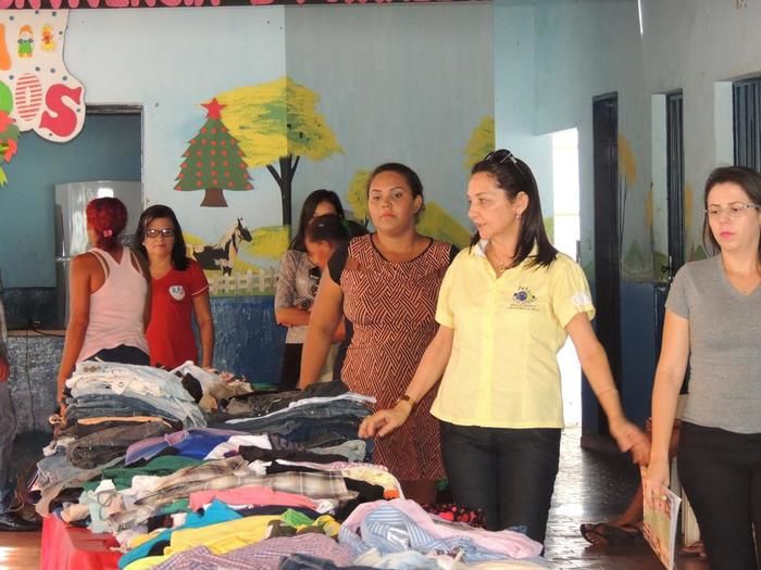 O Serviço de Convivência (PETI) realiza ação beneficente em Água Branca - Imagem 4