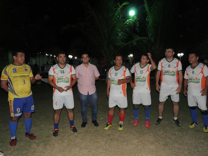 Prefeito Jonas Moura promove partida de futebol com policia militar - Imagem 2