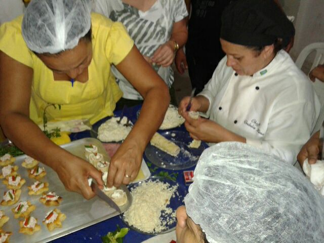 Curso de culinária de Salgados Finos acontece para empreendedores de Oeiras - Imagem 7