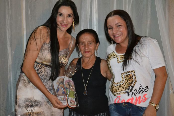 SEMAS e CRAS promovem festa para idosos e encerram as confraternizações 2015 junto aos grupos dos SCFV - Imagem 81