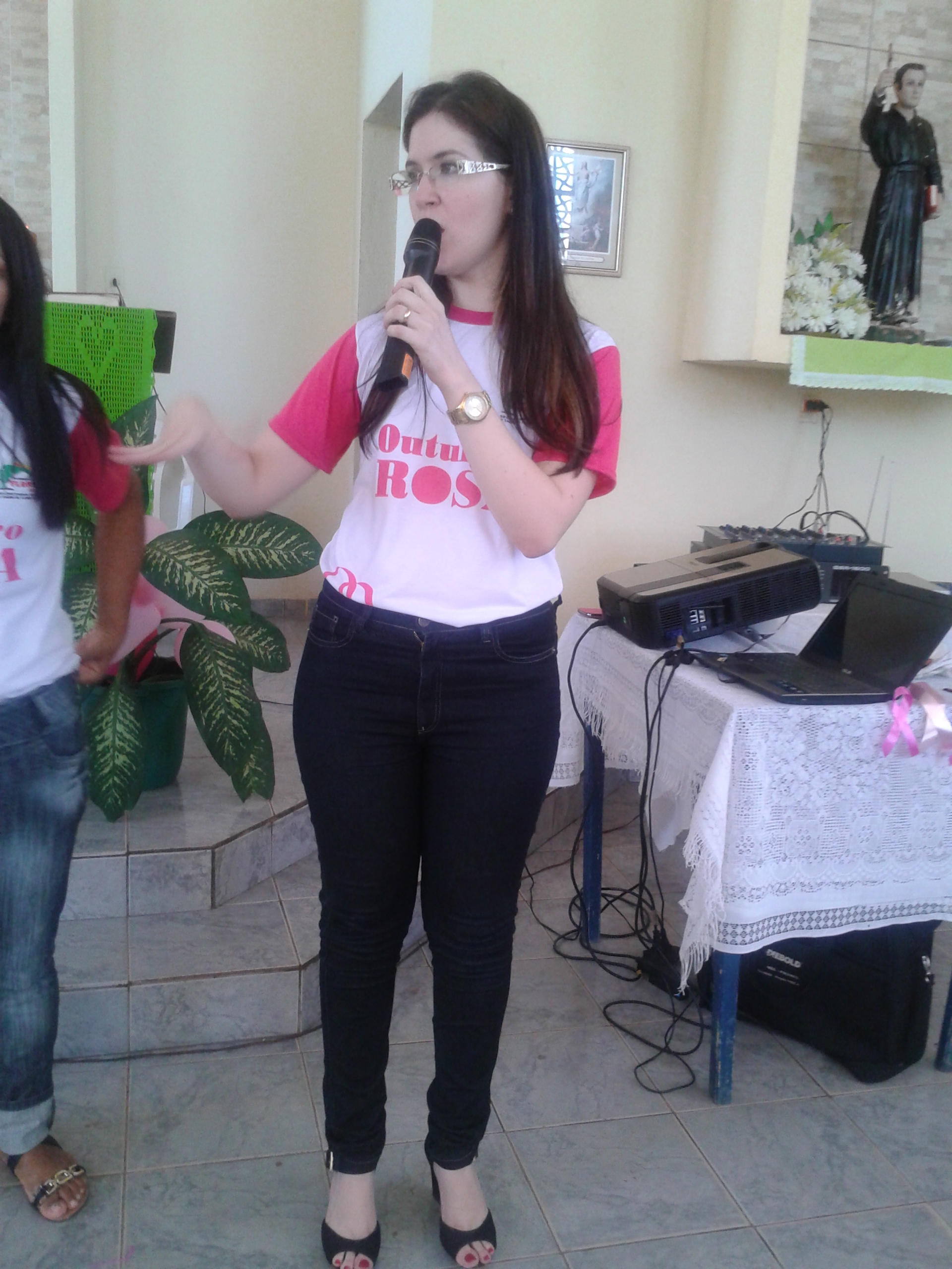 Secretaria de Saúde de Floresta do Piauí comemora “Outubro Rosa”