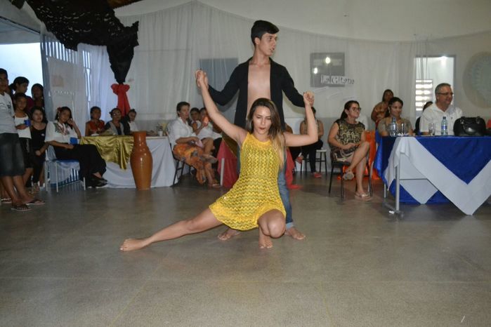 Escola Antônia de Souza realiza I Mostra de Espanhol em Alegrete - Imagem 3