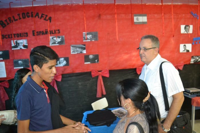 Escola Antônia de Souza realiza I Mostra de Espanhol em Alegrete - Imagem 20
