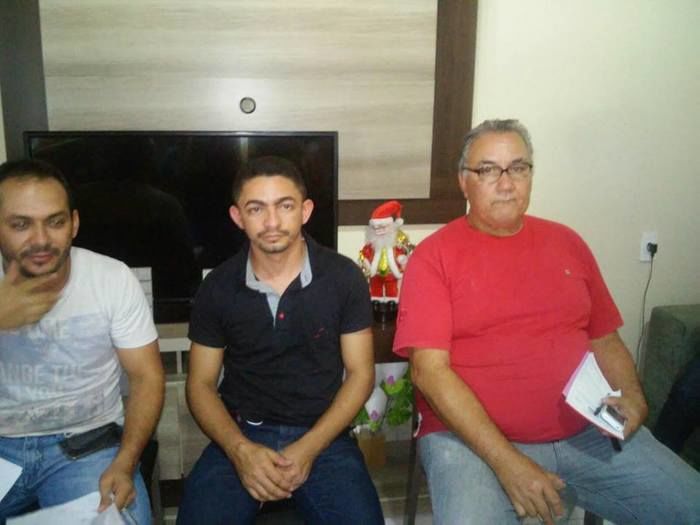 EDUCAÇÃO: PREFEITO ZÉ RESENDE SE REÚNE COM EQUIPE DO BRASIL ALFABETIZADO E DISCUTE METAS PARA 2016. - Imagem 2