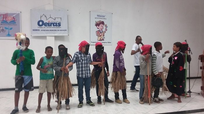 Lukano Sá entrega medalhas a alunos da rede municipal - Imagem 14