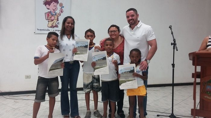 Lukano Sá entrega medalhas a alunos da rede municipal - Imagem 23