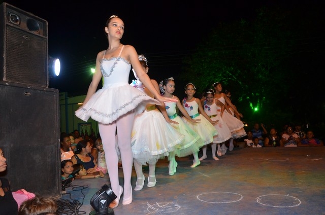 Apresentações Culturais Marcam a 1ª Noite do Aniversário de Ipiranga - Imagem 1