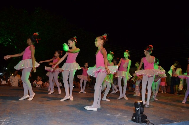 Apresentações Culturais Marcam a 1ª Noite do Aniversário de Ipiranga - Imagem 39