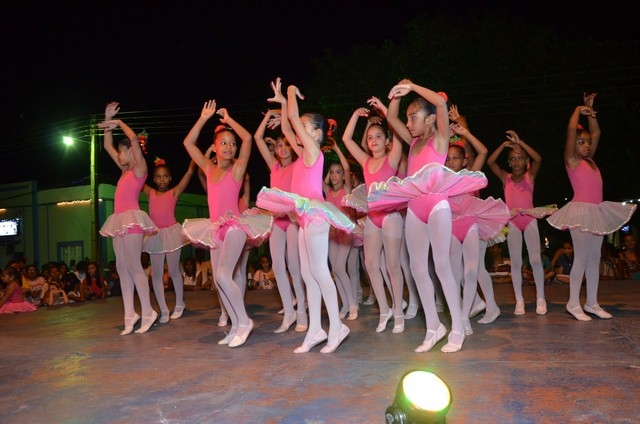 Apresentações Culturais Marcam a 1ª Noite do Aniversário de Ipiranga - Imagem 48