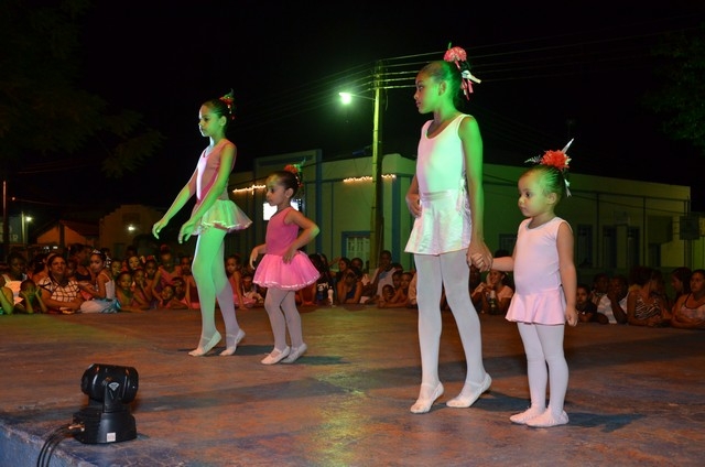 Apresentações Culturais Marcam a 1ª Noite do Aniversário de Ipiranga - Imagem 122