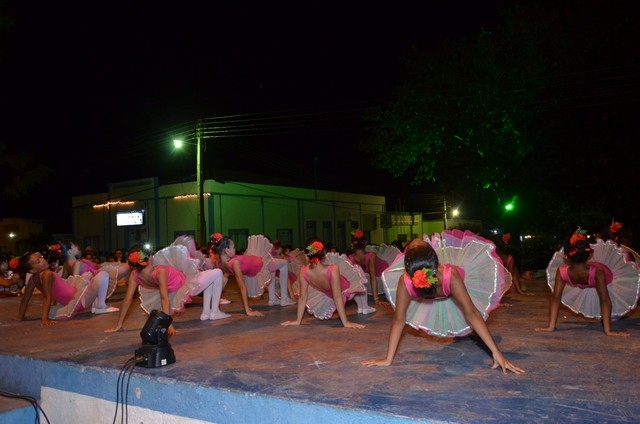Apresentações Culturais Marcam a 1ª Noite do Aniversário de Ipiranga - Imagem 32
