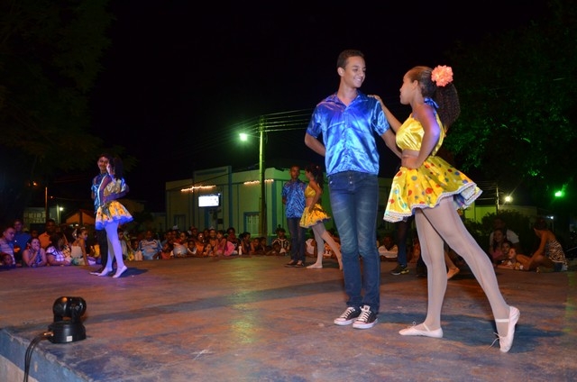 Apresentações Culturais Marcam a 1ª Noite do Aniversário de Ipiranga - Imagem 142