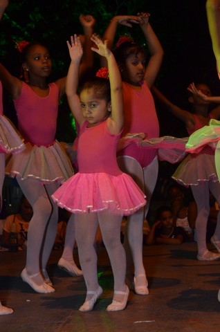 Apresentações Culturais Marcam a 1ª Noite do Aniversário de Ipiranga - Imagem 55