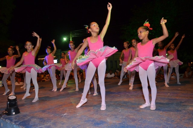 Apresentações Culturais Marcam a 1ª Noite do Aniversário de Ipiranga - Imagem 40