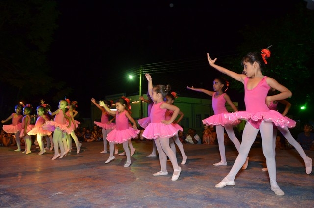 Apresentações Culturais Marcam a 1ª Noite do Aniversário de Ipiranga - Imagem 84