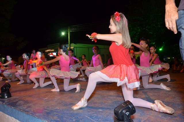 Apresentações Culturais Marcam a 1ª Noite do Aniversário de Ipiranga - Imagem 110