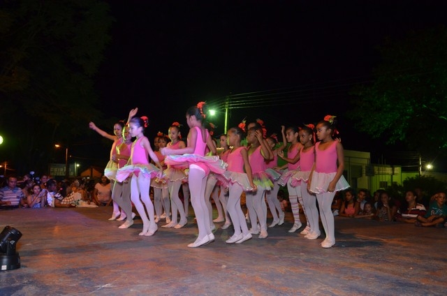 Apresentações Culturais Marcam a 1ª Noite do Aniversário de Ipiranga - Imagem 49