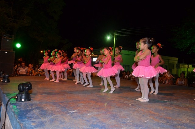Apresentações Culturais Marcam a 1ª Noite do Aniversário de Ipiranga - Imagem 86
