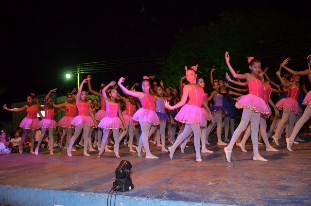 Apresentações Culturais Marcam a 1ª Noite do Aniversário de Ipiranga - Imagem 130