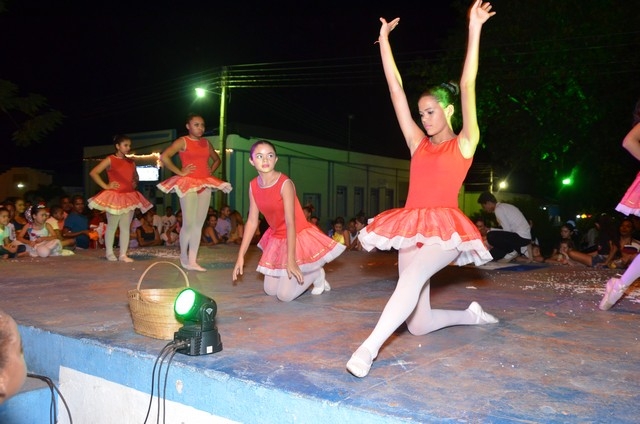Apresentações Culturais Marcam a 1ª Noite do Aniversário de Ipiranga - Imagem 164