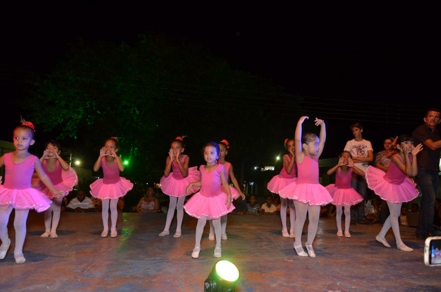 Apresentações Culturais Marcam a 1ª Noite do Aniversário de Ipiranga - Imagem 82