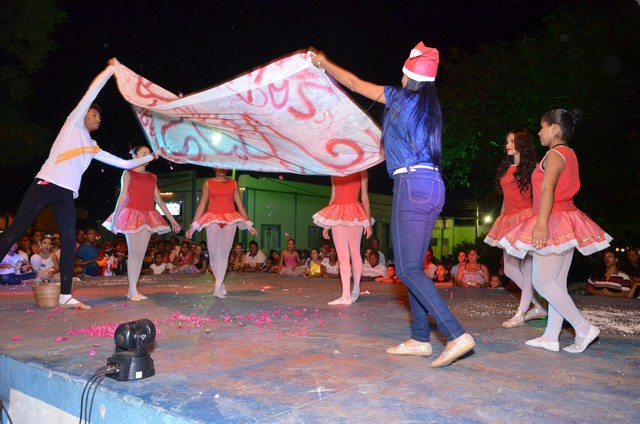 Apresentações Culturais Marcam a 1ª Noite do Aniversário de Ipiranga - Imagem 178