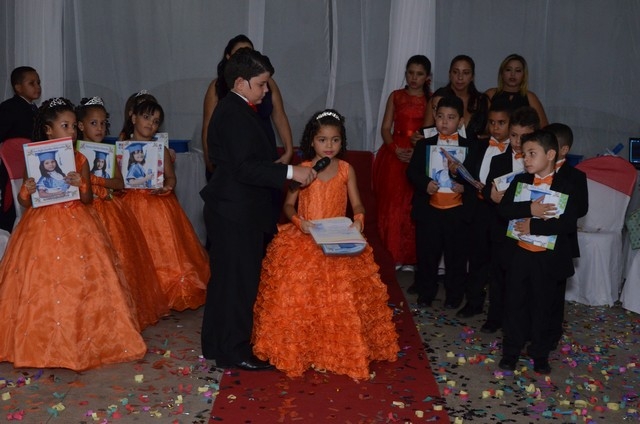 Formatura dos Doutores da Leitura da Escolhinha A Caminho do Saber - Imagem 90