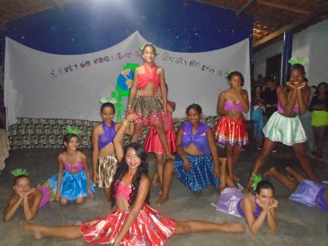 Escola Municipal Santa Catarina Realiza O Projeto A Arte de Reciclar - Imagem 14