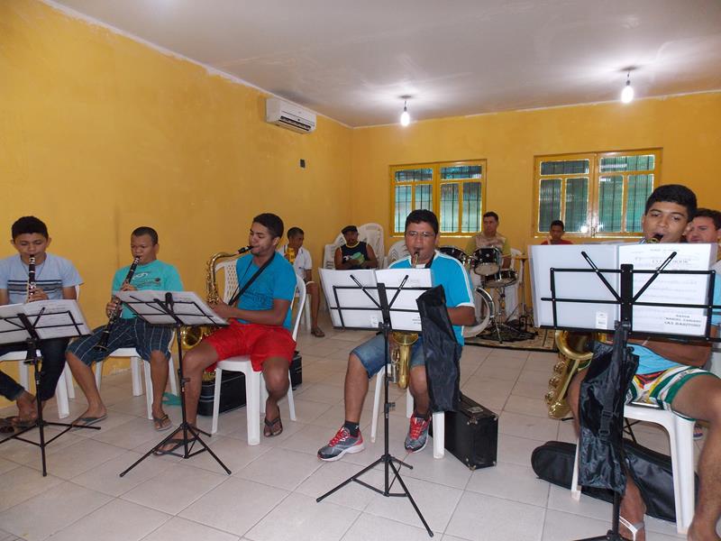 Banda Municipal de Batalha ganha novos instrumentos