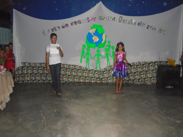 Escola Municipal Santa Catarina Realiza O Projeto A Arte de Reciclar - Imagem 2