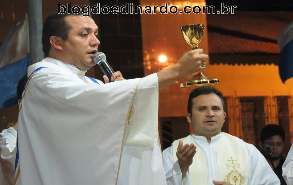 Católicos prestigiam em peso terceira noite do novenário da padroeira de Pedro II