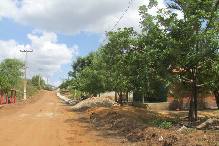  Prefeito Walter  inicia obra de Calçamento na Comunidade Boi Morto - Imagem 8